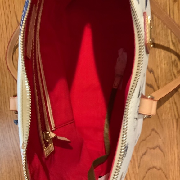 New Dooney & Bourke Handbag KC Royals #N83 - Picture 7 of 10